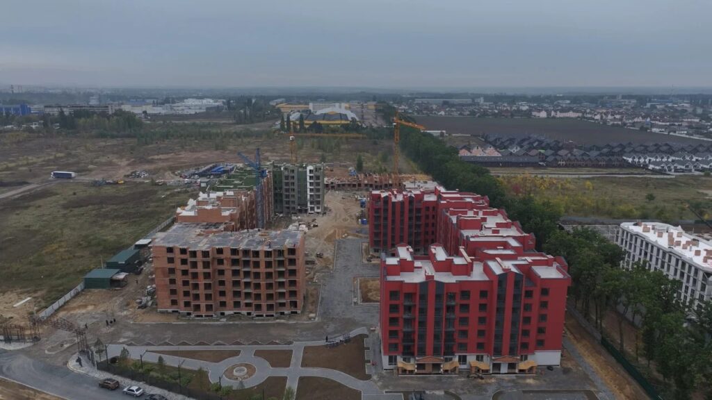 Вересень 2025 — фото 2 з 12