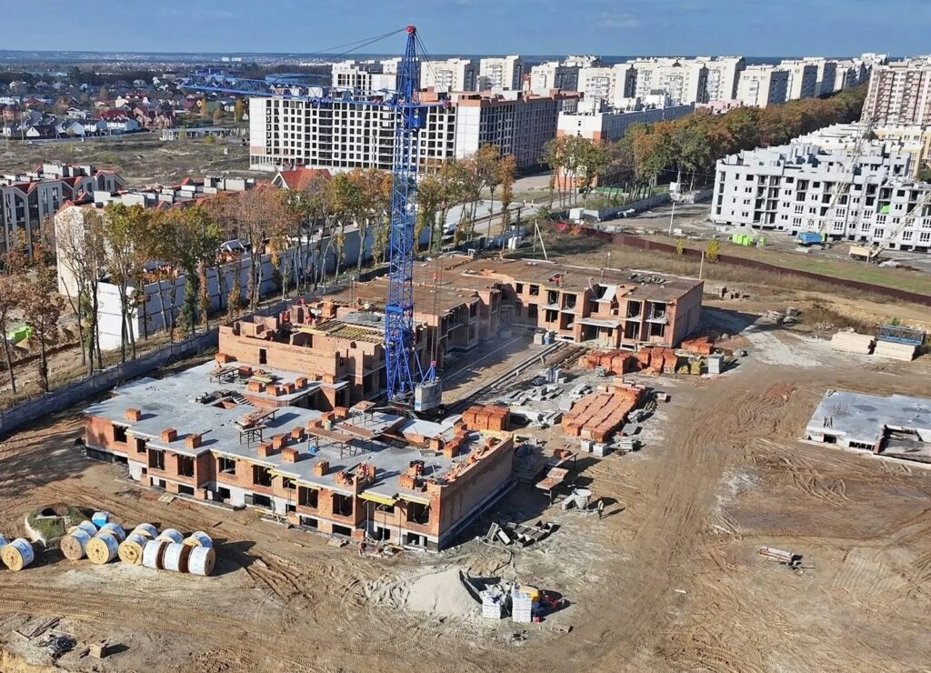 Жовтень 2023 — фото 5 з 9